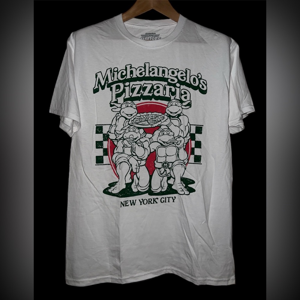 🍕NWOT! TMNT Michaelangelo Pizzeria Tshirt - Picture 2 of 4